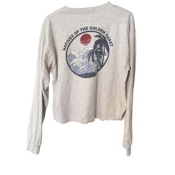 Brandy Melville Graphic Long sleeve Tshirt - Picture 3 of 3